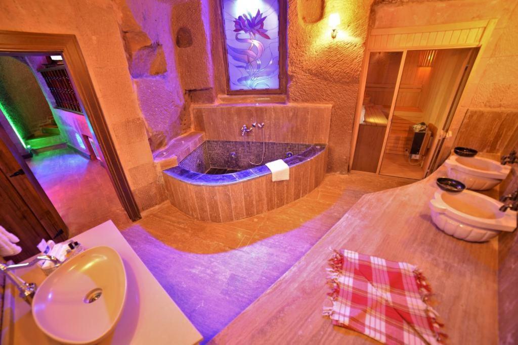 La Perla Cave Cappadocia Bed & Breakfast Ürgüp Bagian luar foto